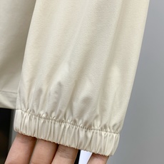 P【新品】始祖鸟渠道精品.2025ss春夏新款运动服夹克防晒服外套!防晒衣经典之余增添了与时俱进的时尚感 P【新品】始祖鸟渠道精品.2025ss春夏新款运动服夹克防晒服外套!防晒衣经典之余增添了与时俱进的时尚感