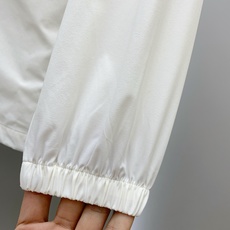 P【新品】始祖鸟渠道精品.2025ss春夏新款运动服夹克防晒服外套!防晒衣经典之余增添了与时俱进的时尚感 P【新品】始祖鸟渠道精品.2025ss春夏新款运动服夹克防晒服外套!防晒衣经典之余增添了与时俱进的时尚感