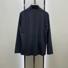 P【新品】迪桑特渠道精品.2025ss春夏新款运动服夹克防晒服外套!防晒衣经典之余增添了与时俱进的时尚感 P【新品】迪桑特渠道精品.2025ss春夏新款运动服夹克防晒服外套!防晒衣经典之余增添了与时俱进的时尚感