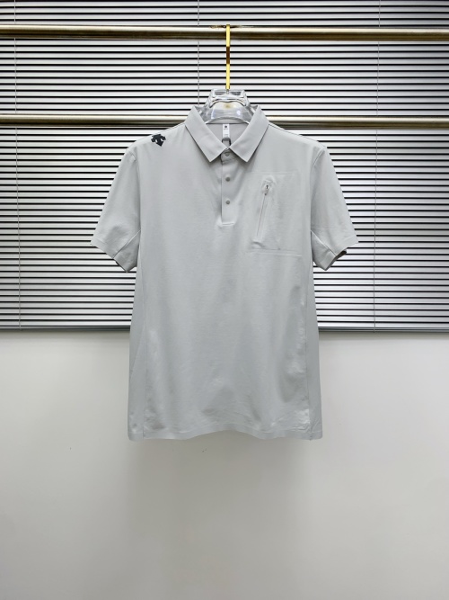 Descente Men's Cotton Short Sleeve Polo Shirt - Classic Logo Design 1 Descente Men's Cotton Short Sleeve Polo Shirt - Classic Logo Design