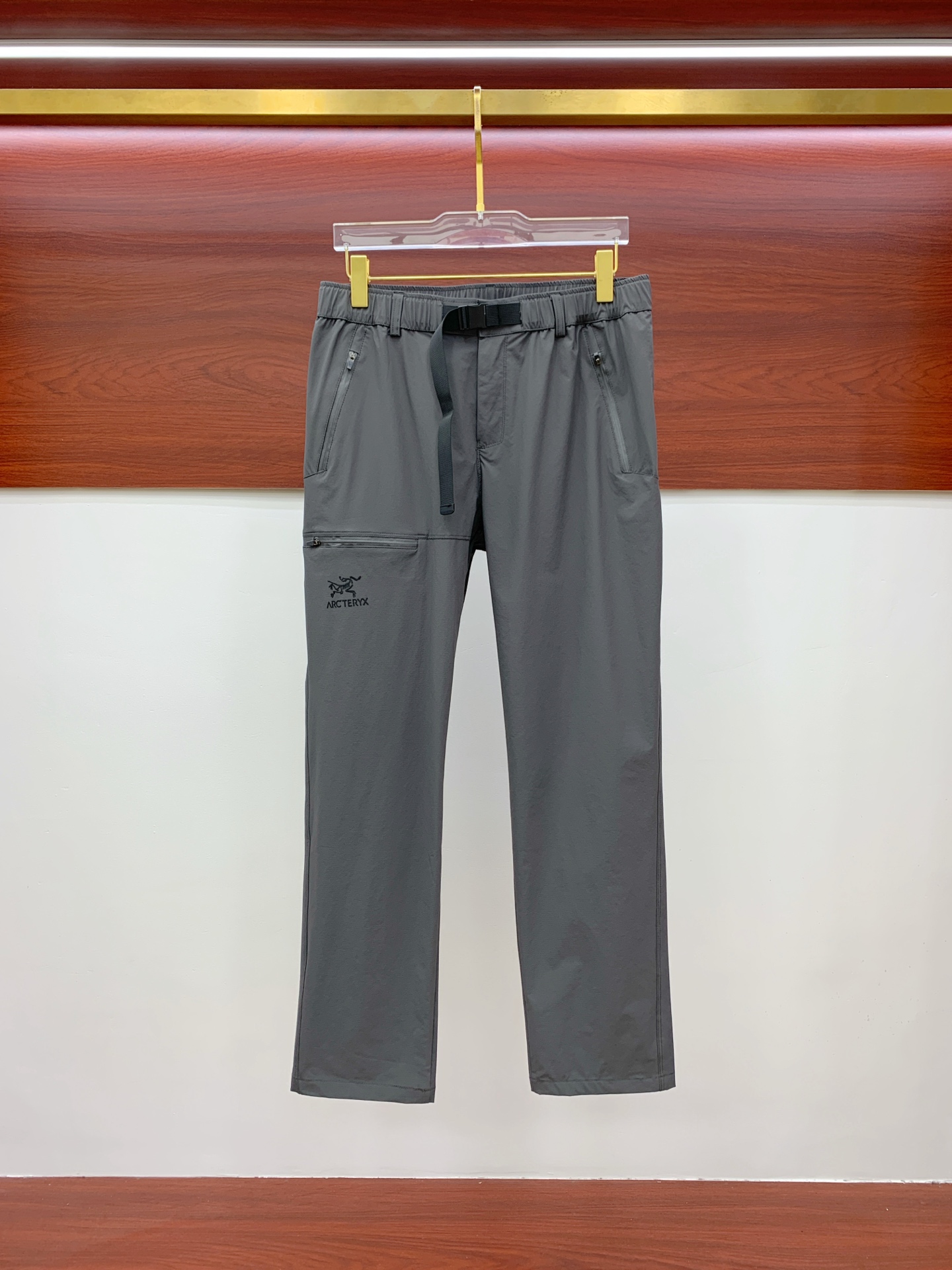 Arc'teryx Men's Casual Pants - Comfortable, Stylish, and Versatile Trousers