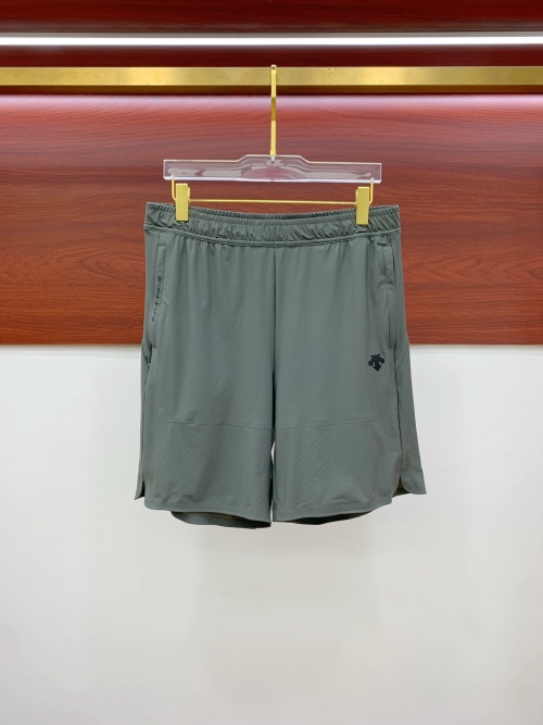 Descente 2025 Spring/Summer Casual Shorts - Custom Logo, Premium Fabric 1 Descente 2025 Spring/Summer Casual Shorts - Custom Logo, Premium Fabric