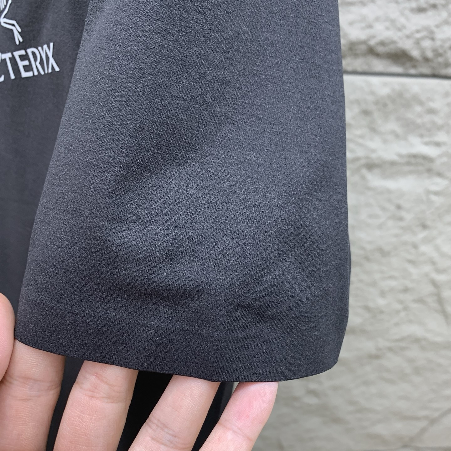 ss始祖鸟纯棉最新面料经典标识图案logo时尚简约潮流短袖，最顶级的品质专柜原单短袖，顶级制作工艺进口面