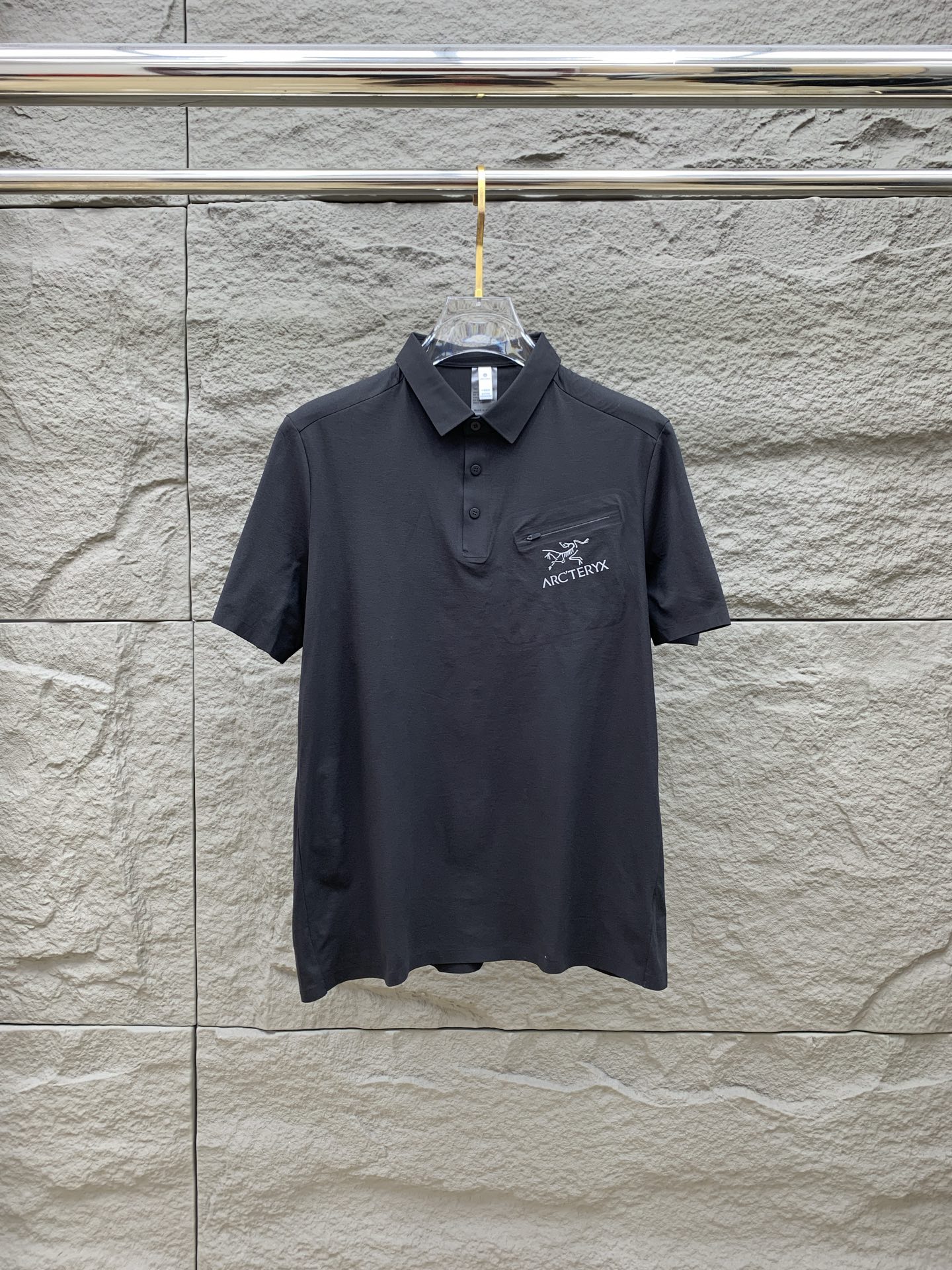 ss始祖鸟纯棉最新面料经典标识图案logo时尚简约潮流短袖，最顶级的品质专柜原单短袖，顶级制作工艺进口面