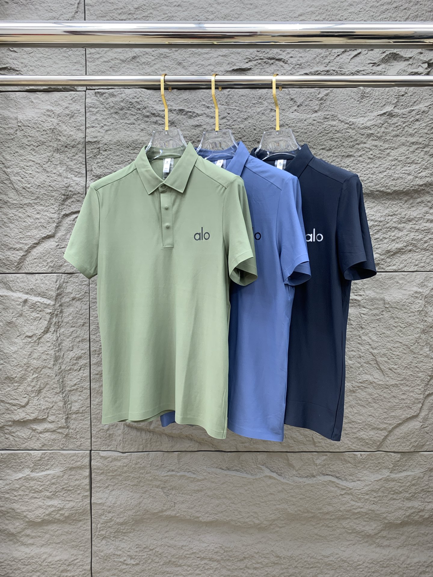 ss alo纯棉最新面料经典标识图案logo时尚简约潮流短袖，最顶级的品质专柜原单短袖，顶级制作工艺进口