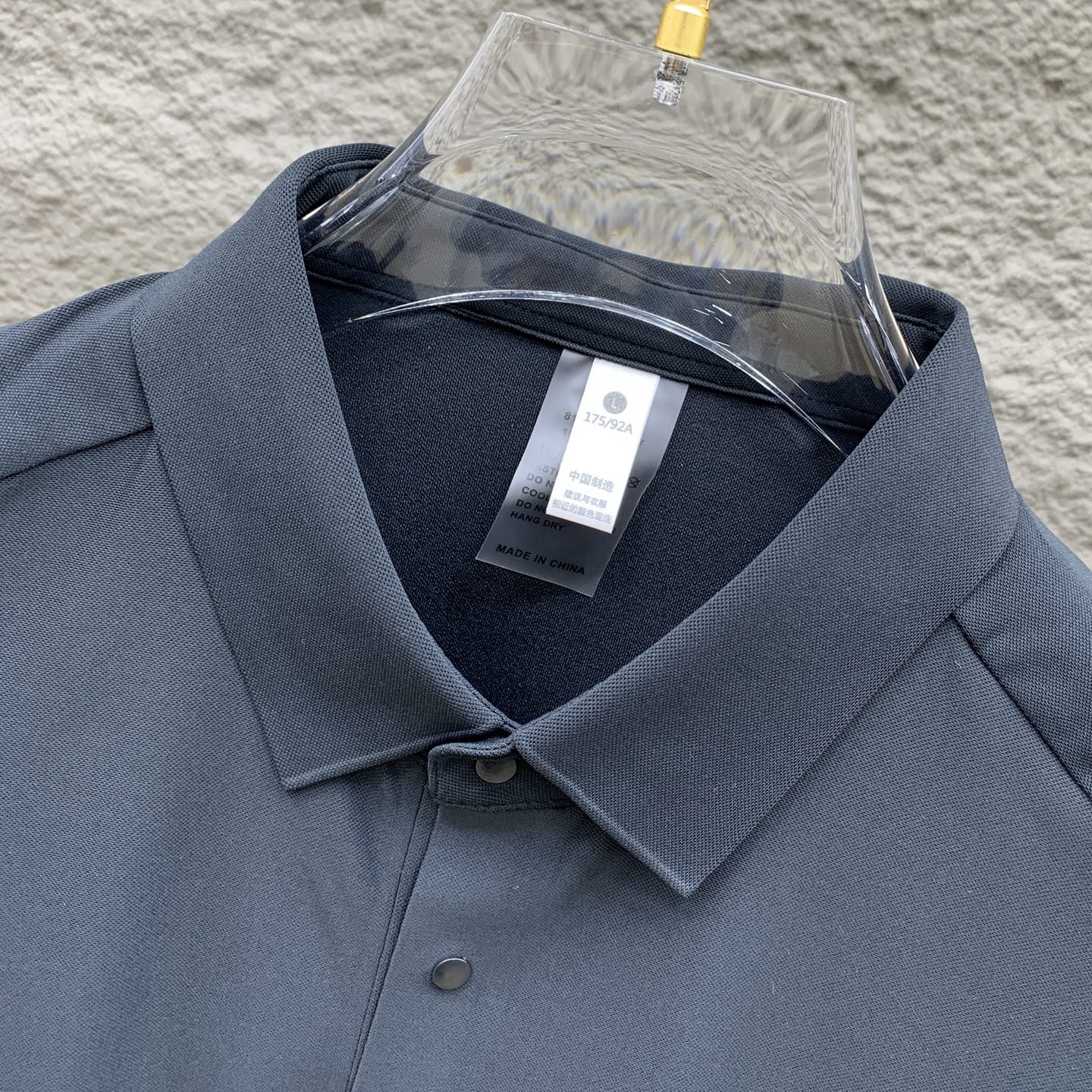 ss alo纯棉最新面料经典标识图案logo时尚简约潮流短袖，最顶级的品质专柜原单短袖，顶级制作工艺进口