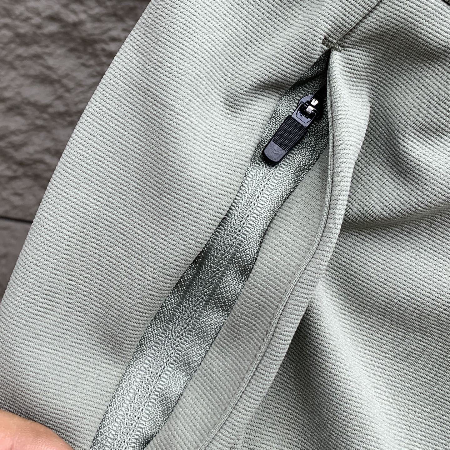 P迪桑特三标齐全 2025夏季新款男士休闲短裤，高级定制面料透气面料 透气弹力舒适度极高，细节无可挑剔，