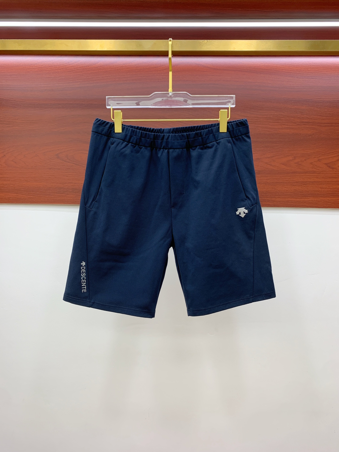 “Advanced Air-Skinned Fabric: P550 Dysant Men’s Spare Shorts for Summer 2025” - 图片 2
