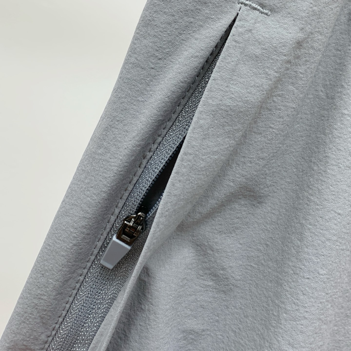 “High-Quality Monochrome Fashion: Super Stylish and Comfortable Collection, Sizes M-4XL” - 图片 7
