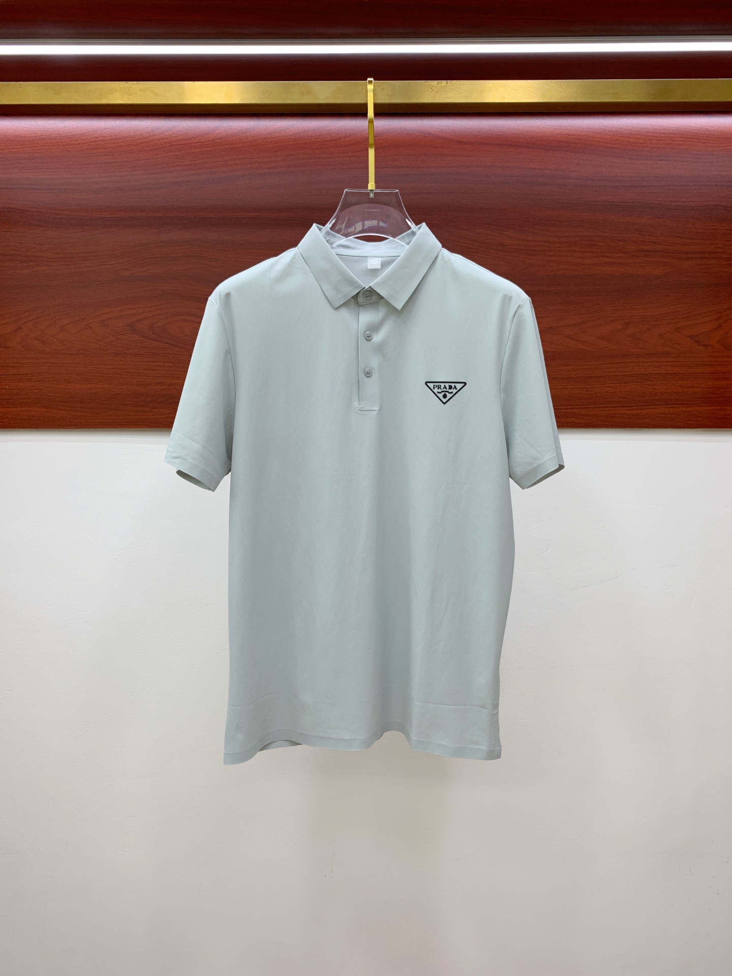 ss普拉达纯棉最新面料经典标识图案logo时尚简约潮流短袖，最顶级的品质专柜原单短袖，顶级制作工艺进口面