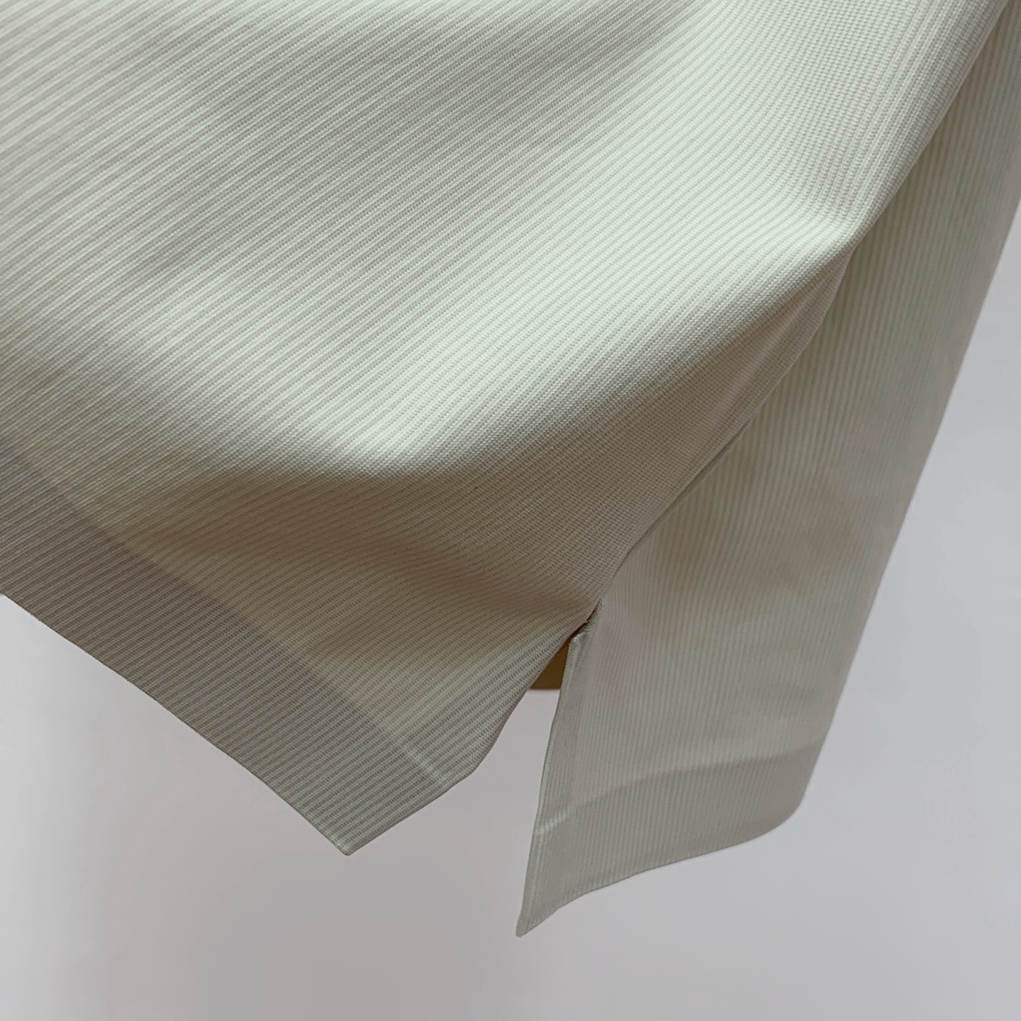 ss普拉达纯棉最新面料经典标识图案logo时尚简约潮流短袖，最顶级的品质专柜原单短袖，顶级制作工艺进口面