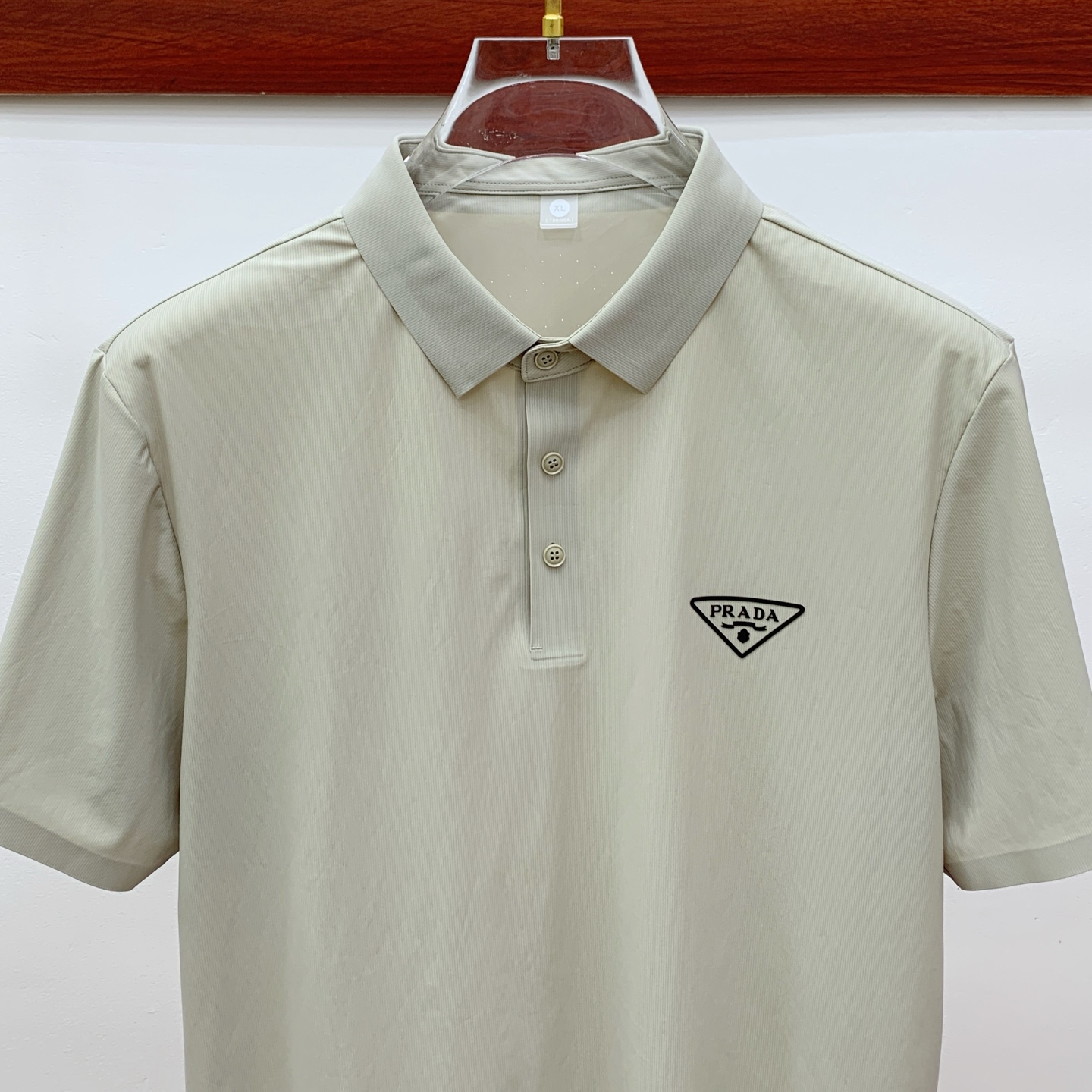 ss普拉达纯棉最新面料经典标识图案logo时尚简约潮流短袖，最顶级的品质专柜原单短袖，顶级制作工艺进口面