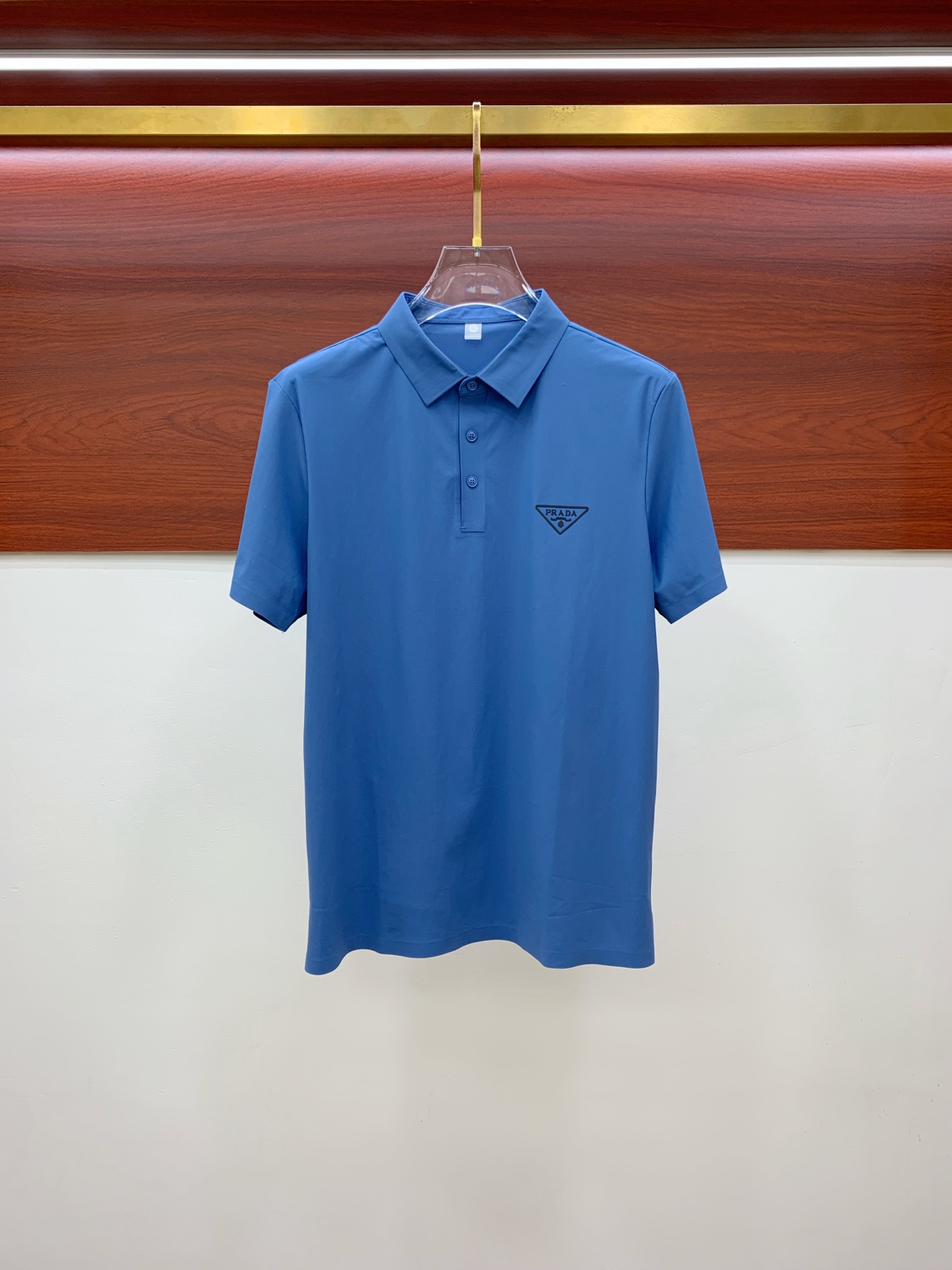 ss普拉达纯棉最新面料经典标识图案logo时尚简约潮流短袖，最顶级的品质专柜原单短袖，顶级制作工艺进口面
