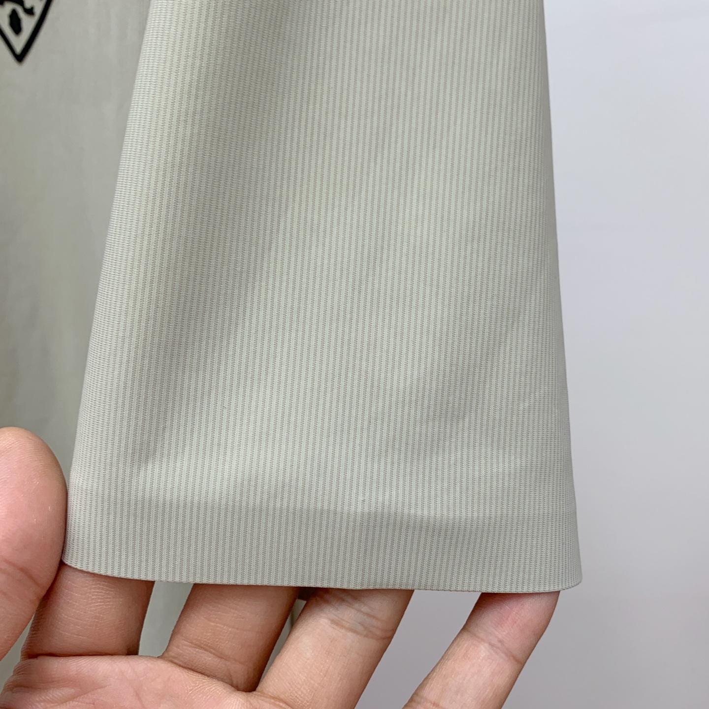 ss普拉达纯棉最新面料经典标识图案logo时尚简约潮流短袖，最顶级的品质专柜原单短袖，顶级制作工艺进口面