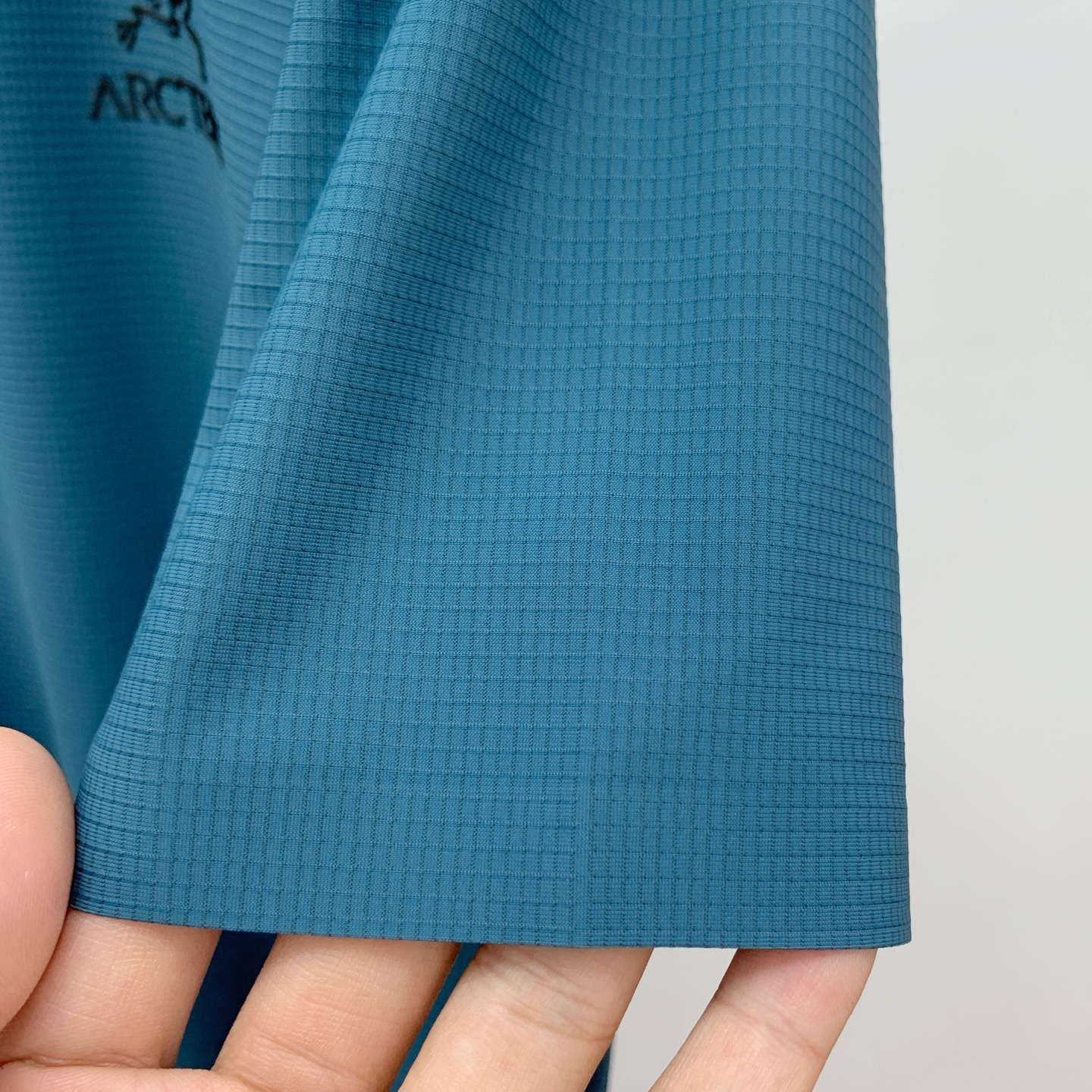 ss始祖鸟纯棉最新面料经典标识图案logo时尚简约潮流短袖，最顶级的品质专柜原单短袖，顶级制作工艺进口面