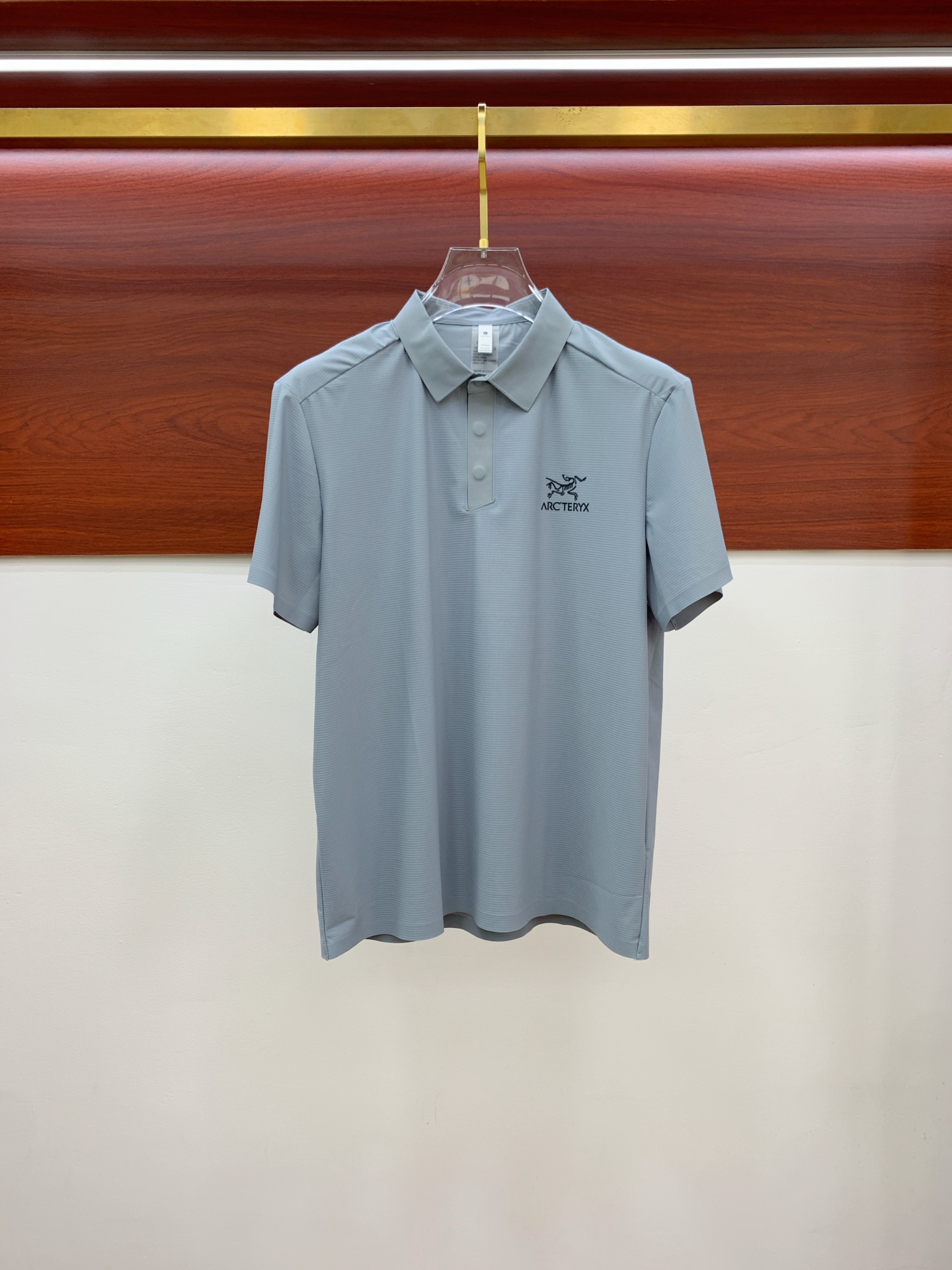 ss始祖鸟纯棉最新面料经典标识图案logo时尚简约潮流短袖，最顶级的品质专柜原单短袖，顶级制作工艺进口面