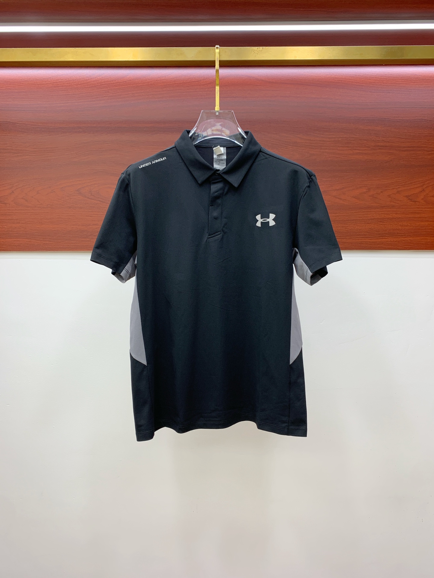 ss 安德玛纯棉最新面料经典标识图案logo时尚简约潮流短袖，最顶级的品质专柜原单短袖，顶级制作工艺进口