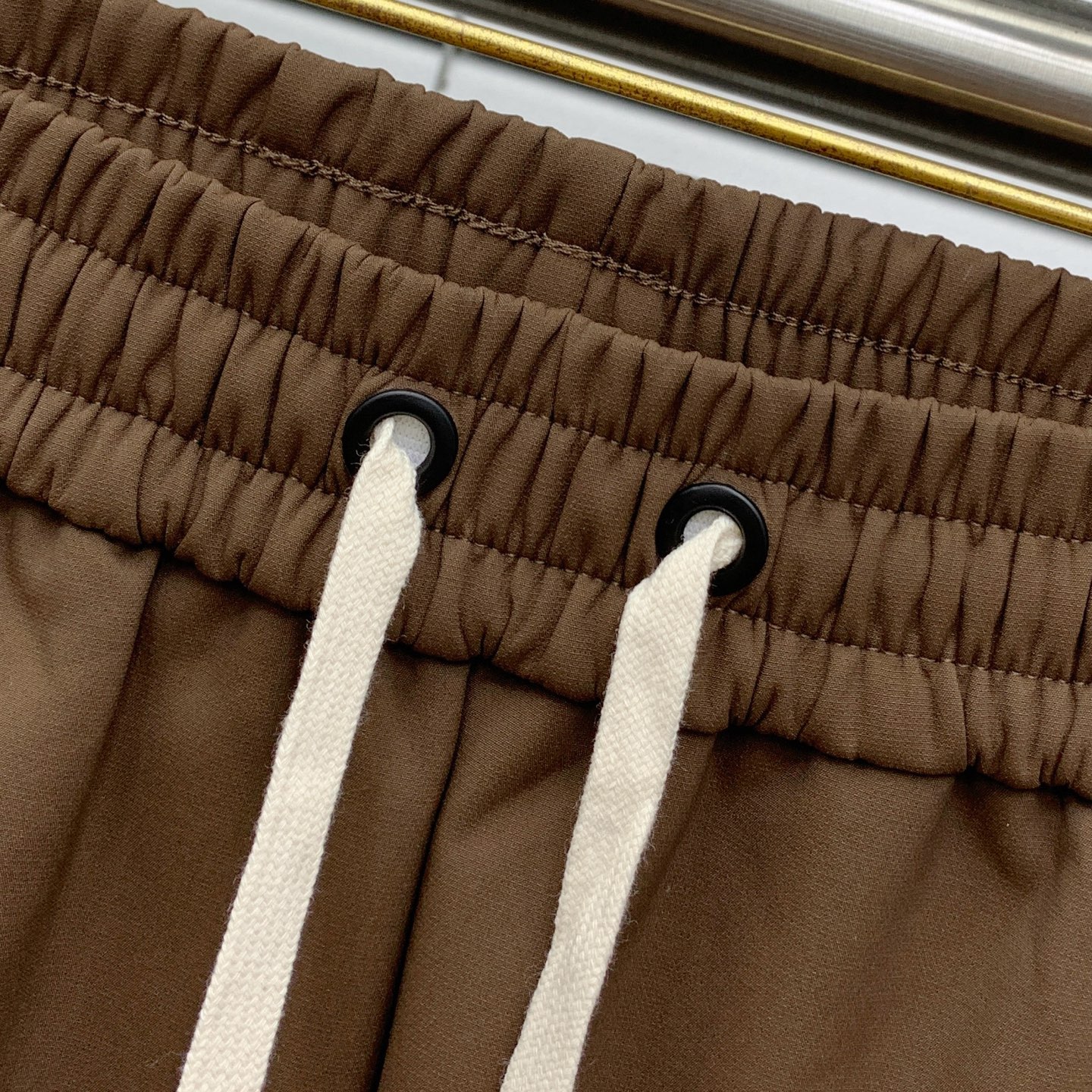“2025 Gucci Recreational Suite: High-End Fusion Suits with Exclusive Custom Hardware” - 图片 8