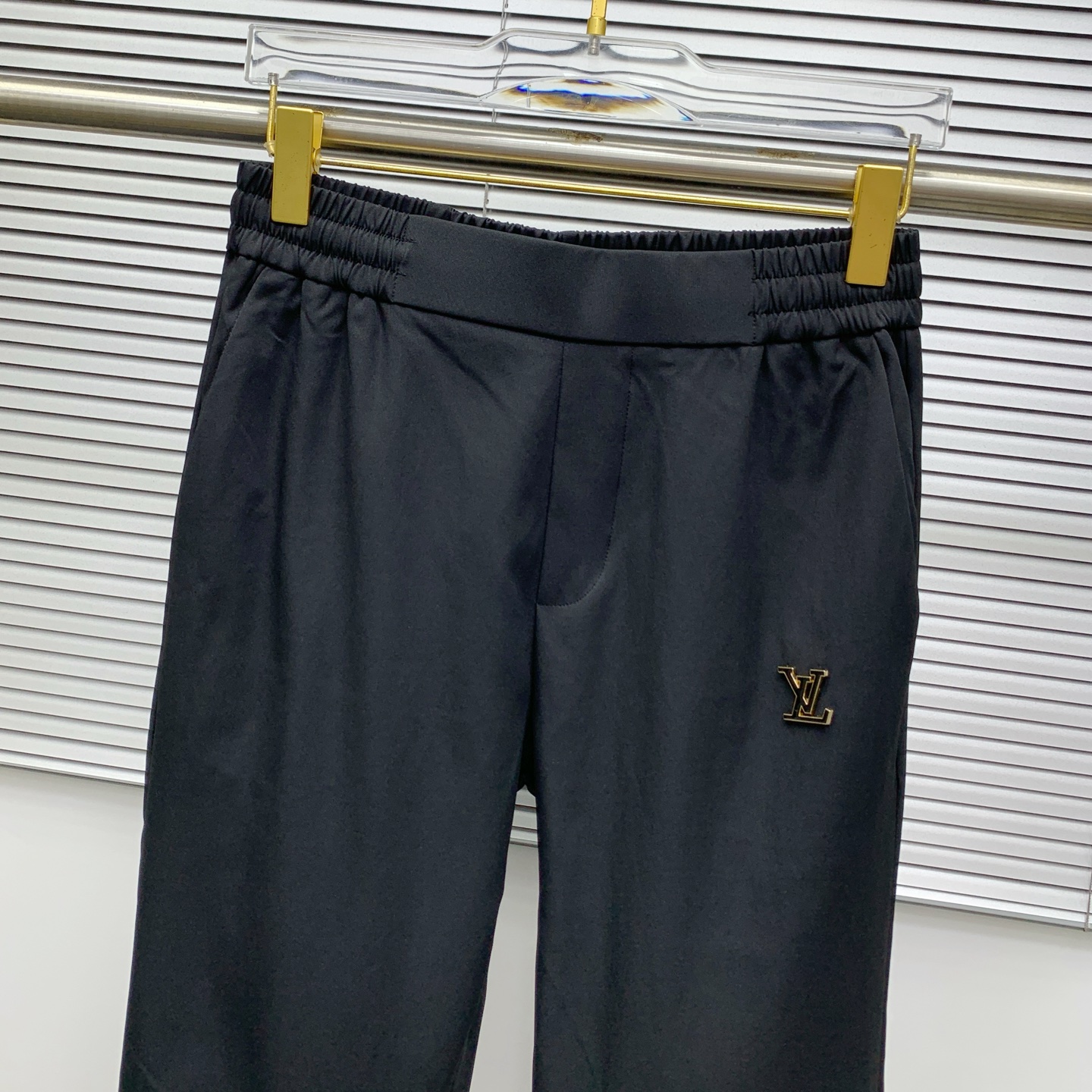 Top Imports of High-End Jiggling Suits & Customized Hardware for Multi-Plugs in 2025 - 图片 8