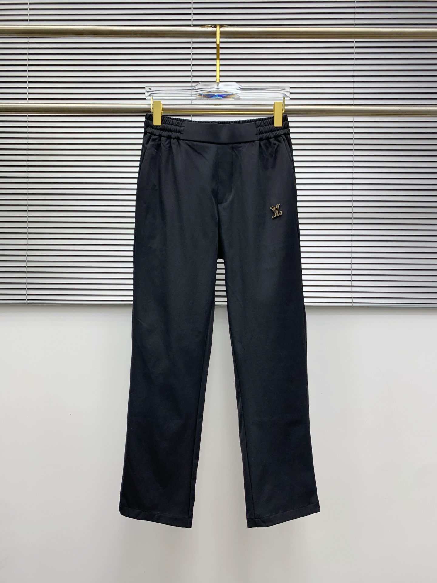 Top Imports of High-End Jiggling Suits & Customized Hardware for Multi-Plugs in 2025 - 图片 7