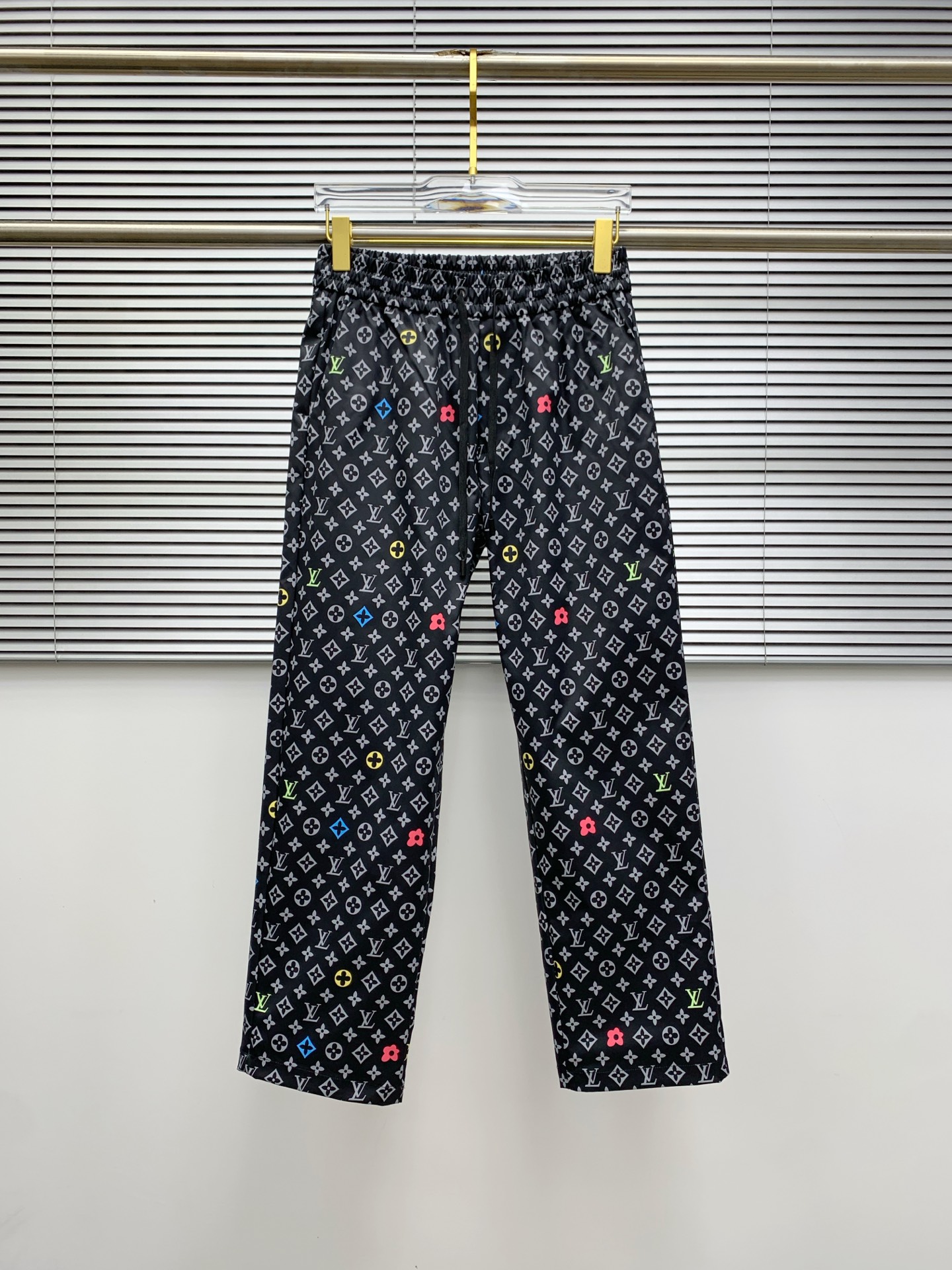 Louis Vuitton 2025 Fall/Winter Multicolor Monogram Hoodie and Pants Set 7 i1754833376004 1371 0 5