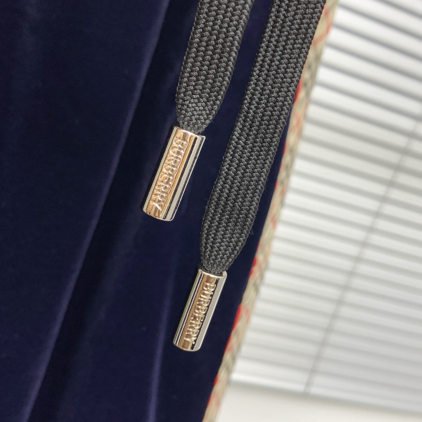 “Top Imports of High-End Jiggling Suits and Customized Hardware for Multi-Plugs in 2025” - 图片 9