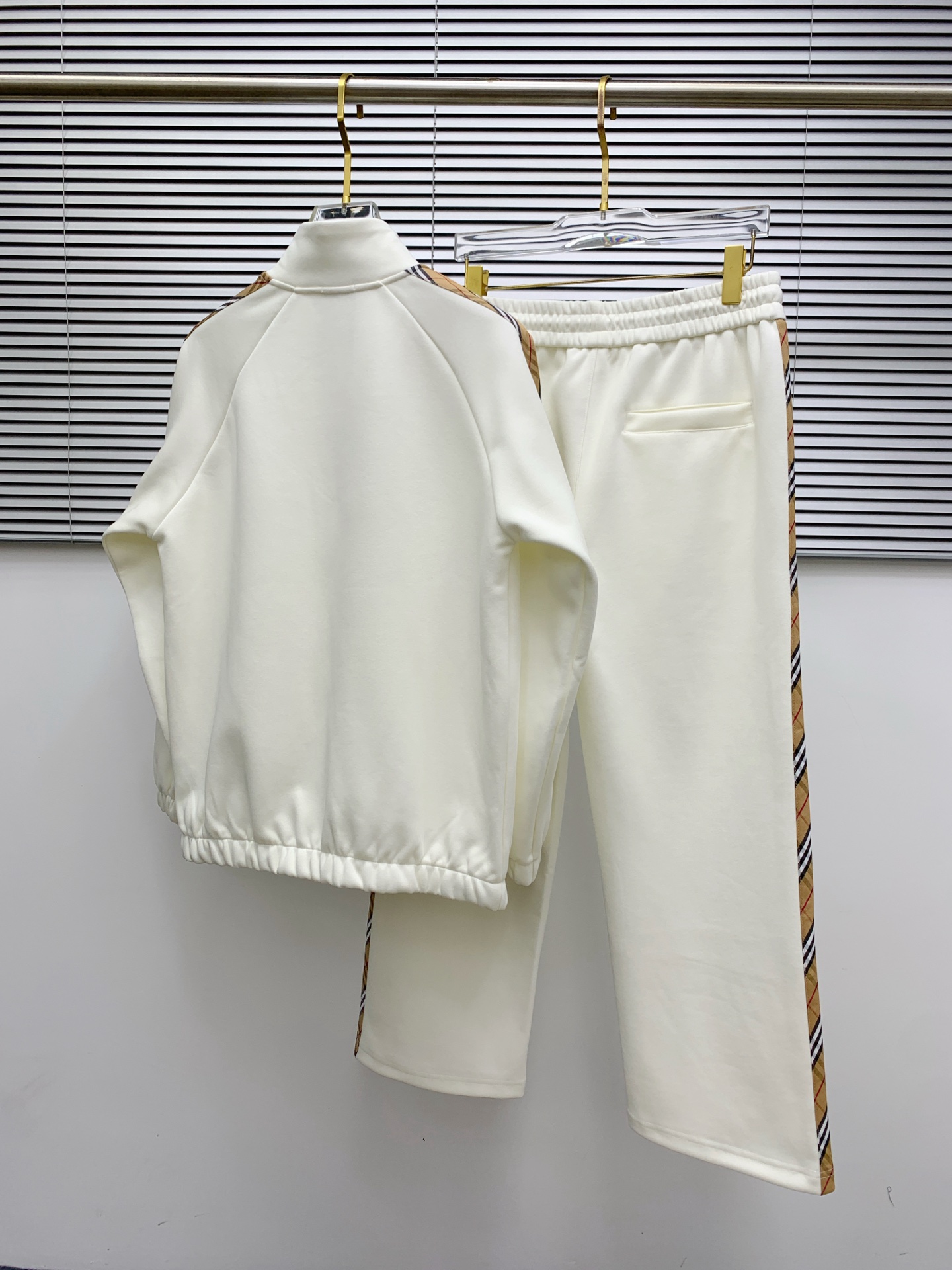 Burberry Inspired Men's Tracksuit Set with Checkered Trim, Embroidered Logo 12 i1755010647315 7798 0 10
