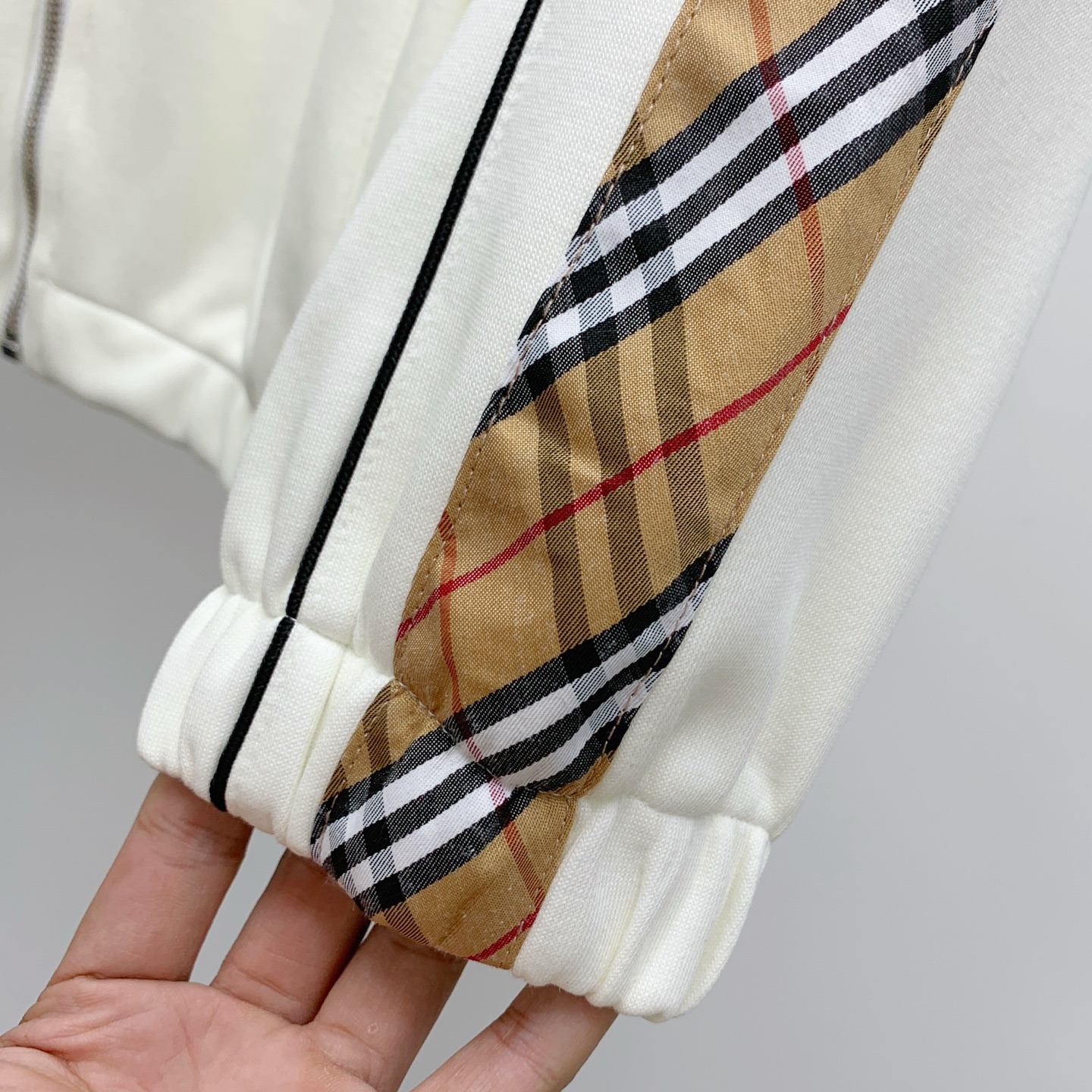 Burberry Inspired Men's Tracksuit Set with Checkered Trim, Embroidered Logo 7 i1755010647431 8828 0 5