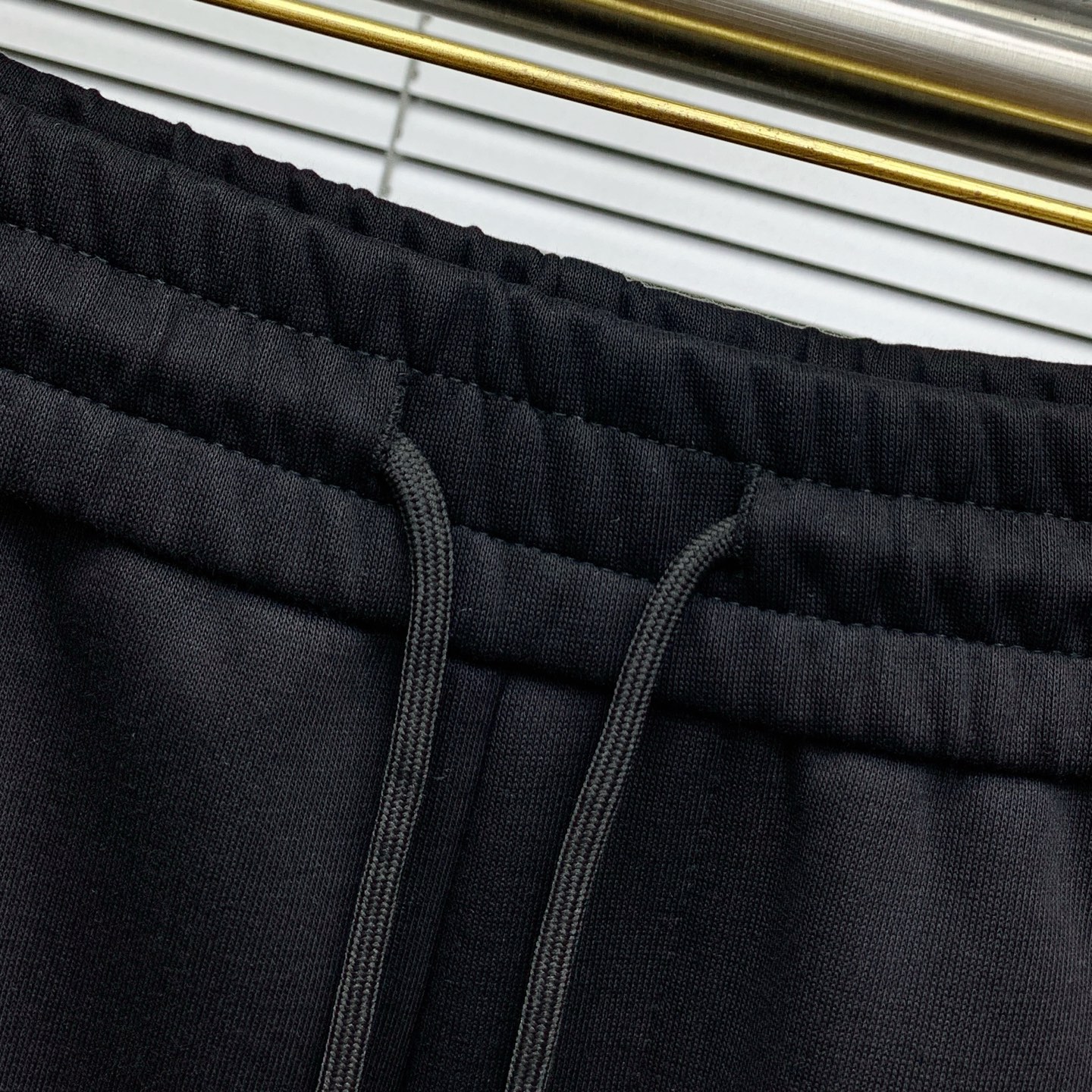 Luxury Black Tracksuit Set with Logo Detailing - Stylish and Comfortable 10 i1755010787806 1124 0 8