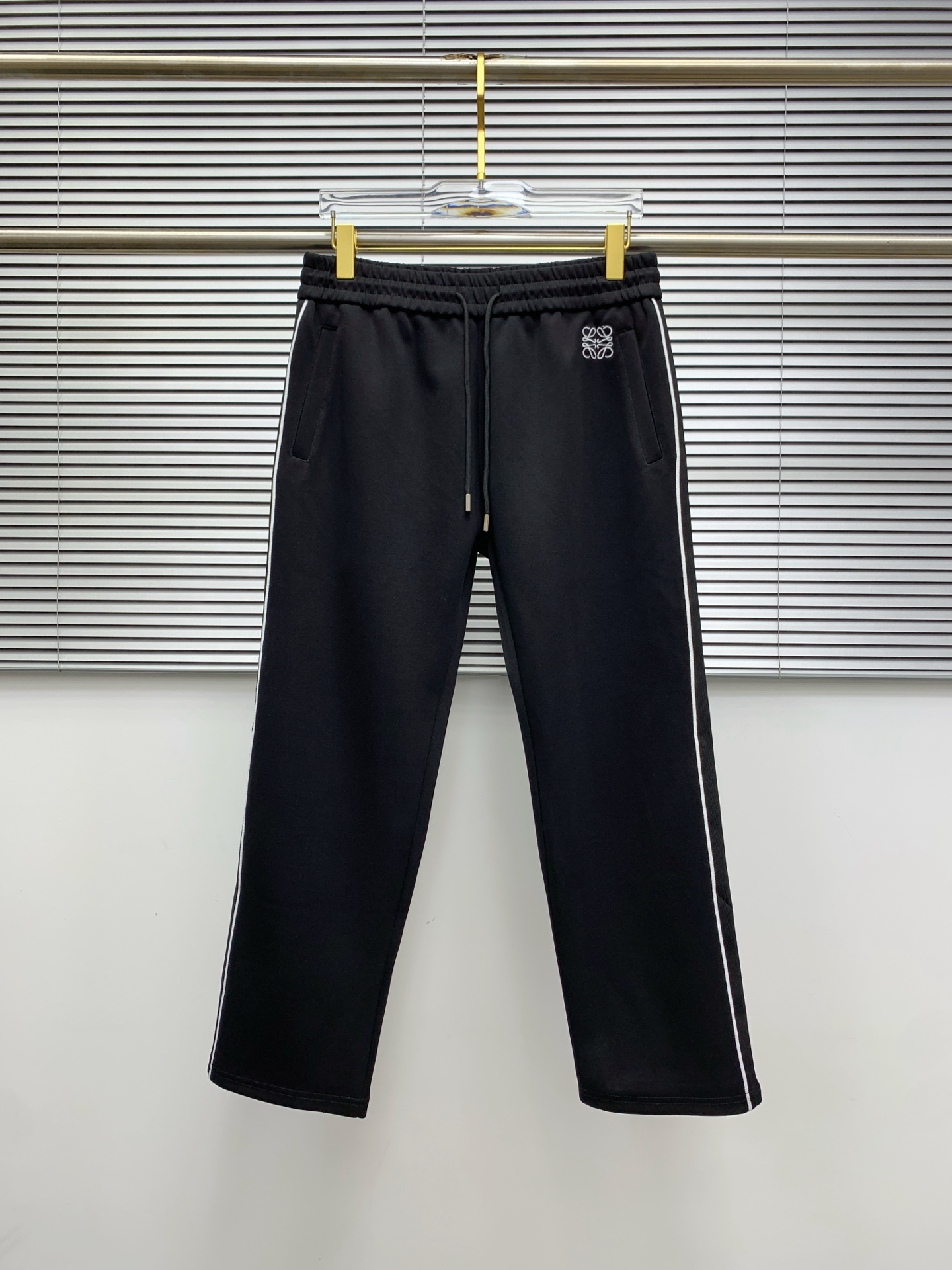 Loewe Men's Black Tracksuit with Logo, Slim Fit, Sizes M-XXXL 8 i1755786113090 5764 0 6