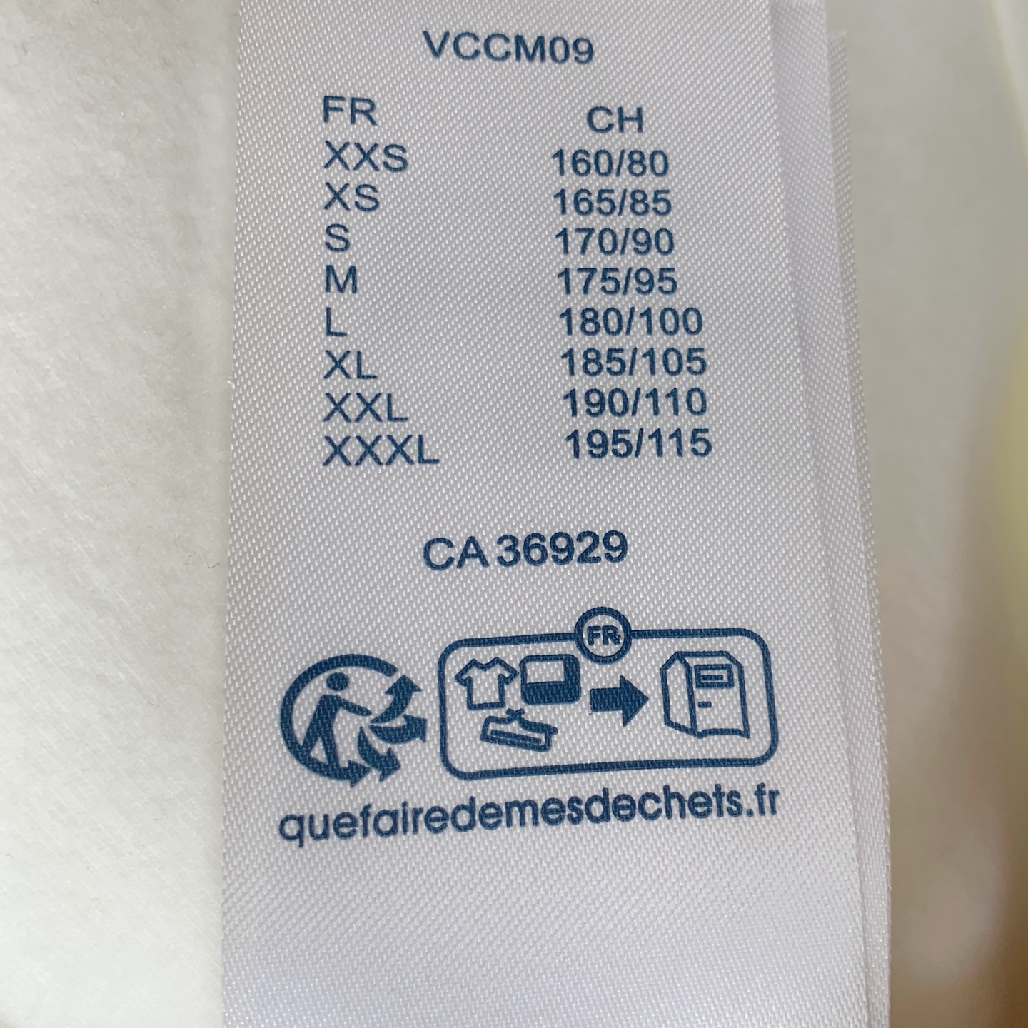 PLV 25ss秋季【新品】新款贸易订单圆领长袖打底长袖T恤网红款！上身舒适透气，不僵硬，整体有着丰富的