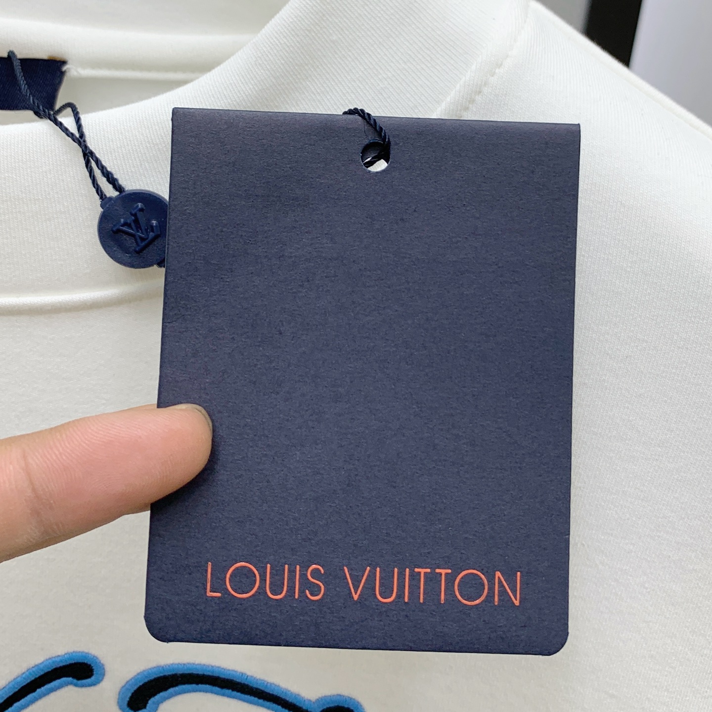 PLV 25ss秋季【新品】新款贸易订单圆领长袖打底长袖T恤网红款！上身舒适透气，不僵硬，整体有着丰富的