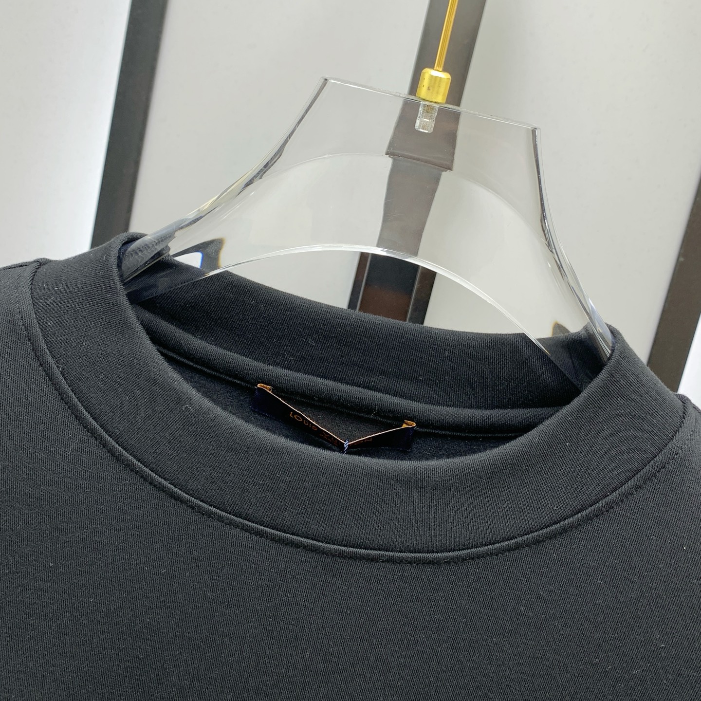 PLV 25ss秋季【新品】新款贸易订单圆领长袖打底长袖T恤网红款！上身舒适透气，不僵硬，整体有着丰富的