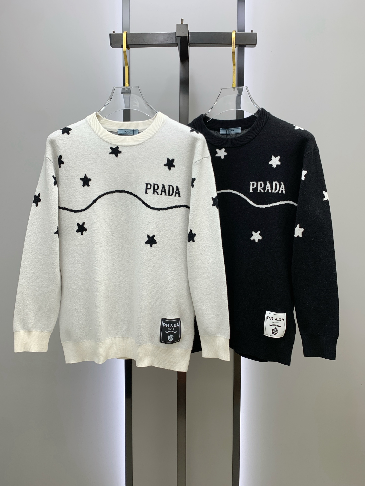 P普拉达25ss秋冬【新品】毛衣专供狠货，进口原版科技羊毛精纺！精细针织一体，色彩混织纯手工技艺呈现 档