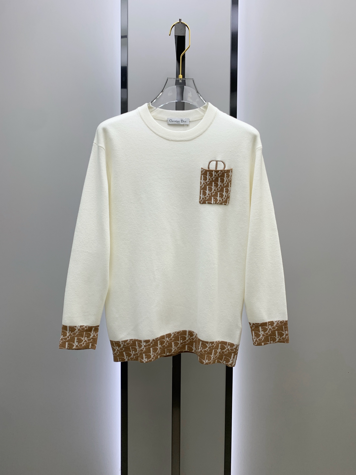 P迪奥25ss秋冬【新品】毛衣专供狠货，进口原版科技羊毛精纺！精细针织一体，色彩混织纯手工技艺呈现 档次
