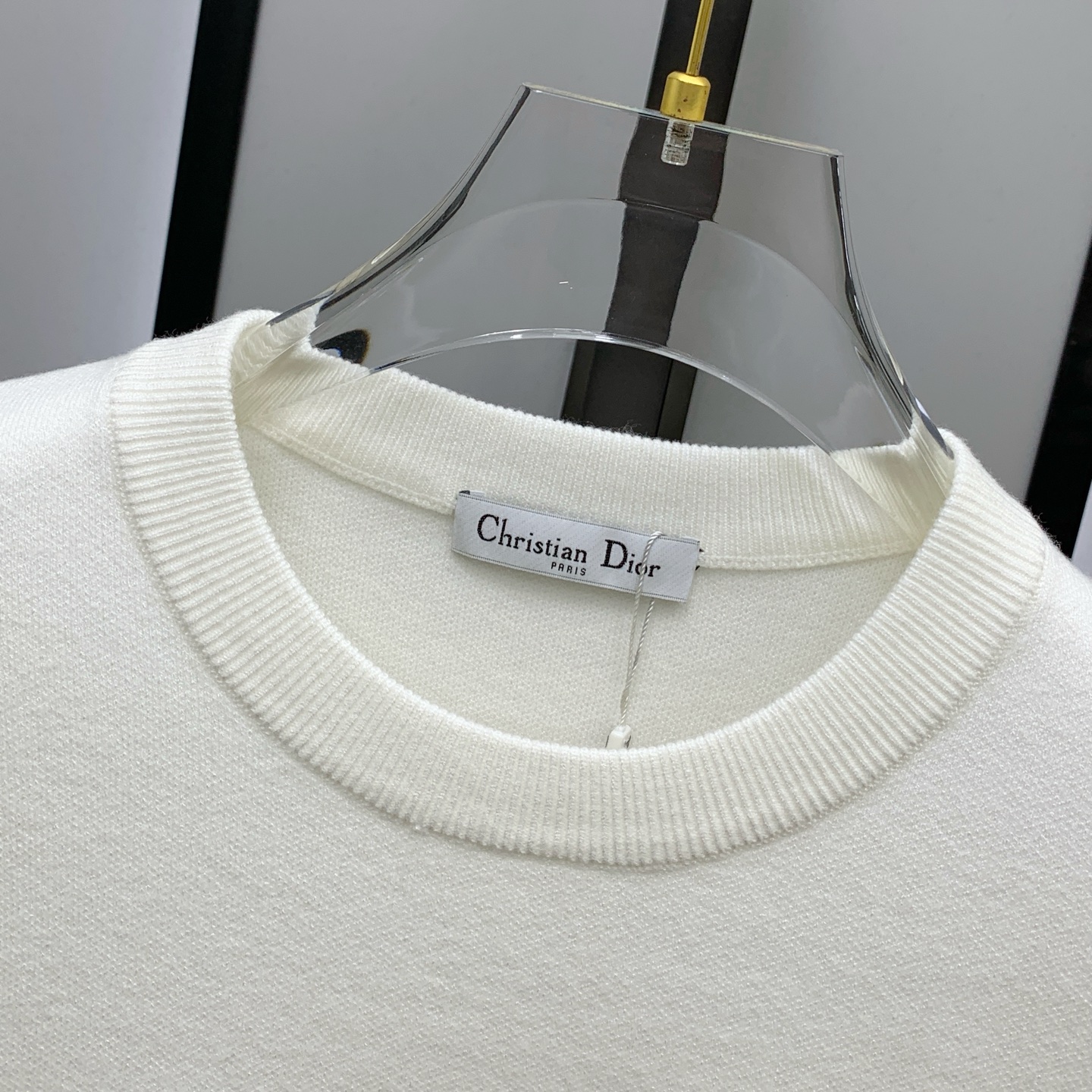 P迪奥25ss秋冬【新品】毛衣专供狠货，进口原版科技羊毛精纺！精细针织一体，色彩混织纯手工技艺呈现 档次