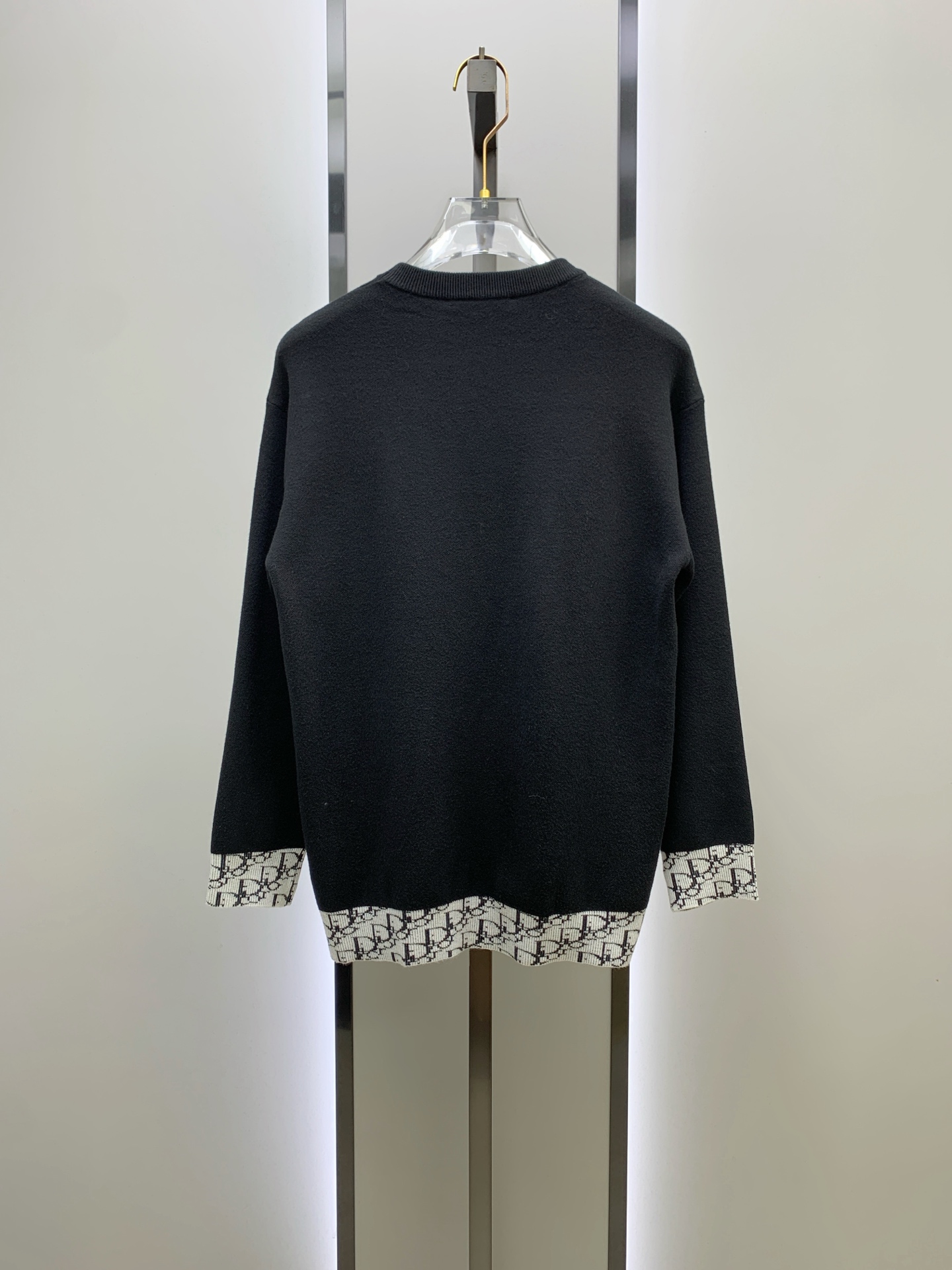 P迪奥25ss秋冬【新品】毛衣专供狠货，进口原版科技羊毛精纺！精细针织一体，色彩混织纯手工技艺呈现 档次