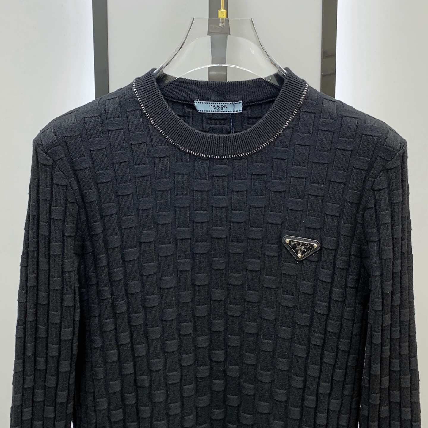 P普拉达25ss秋冬【新品】毛衣专供狠货，进口原版科技羊毛精纺！精细针织一体，色彩混织纯手工技艺呈现 档