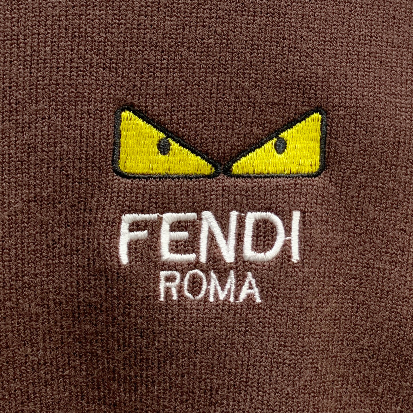 P芬迪25ss秋冬【新品】毛衣专供狠货，进口原版科技羊毛精纺！精细针织一体，色彩混织纯手工技艺呈现 档次