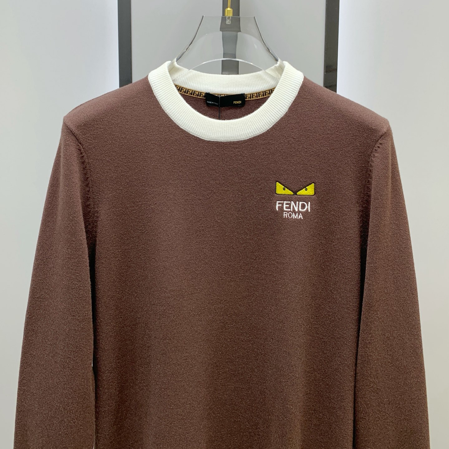 P芬迪25ss秋冬【新品】毛衣专供狠货，进口原版科技羊毛精纺！精细针织一体，色彩混织纯手工技艺呈现 档次