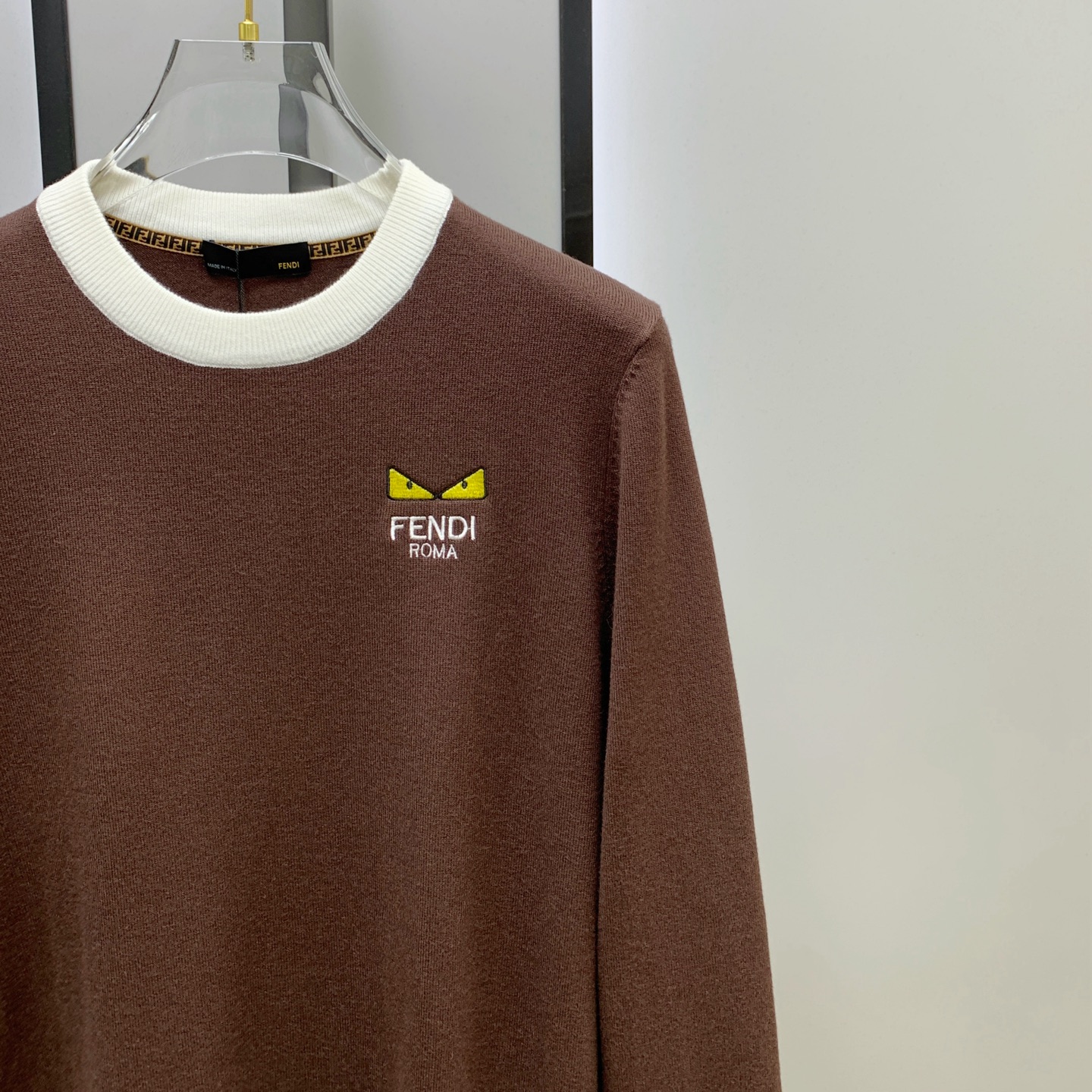 P芬迪25ss秋冬【新品】毛衣专供狠货，进口原版科技羊毛精纺！精细针织一体，色彩混织纯手工技艺呈现 档次