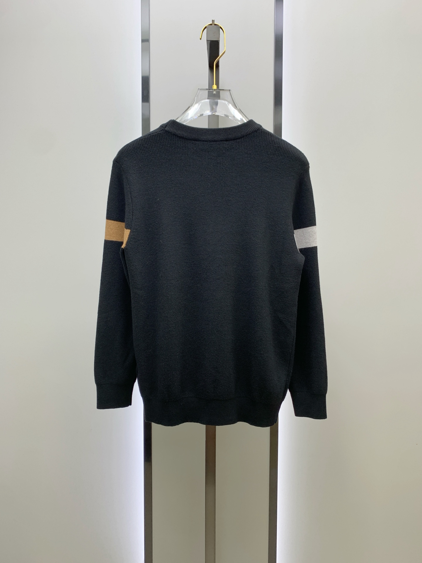 P巴宝莉25ss秋冬【新品】毛衣专供狠货，进口原版科技羊毛精纺！精细针织一体，色彩混织纯手工技艺呈现 档