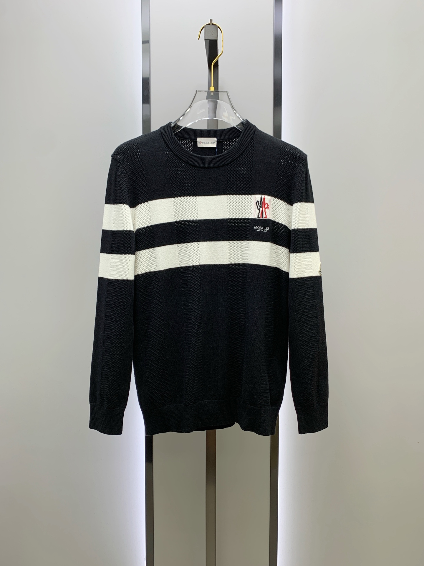 P蒙口25ss秋冬【新品】毛衣专供狠货，进口原版科技羊毛精纺！精细针织一体，色彩混织纯手工技艺呈现 档次