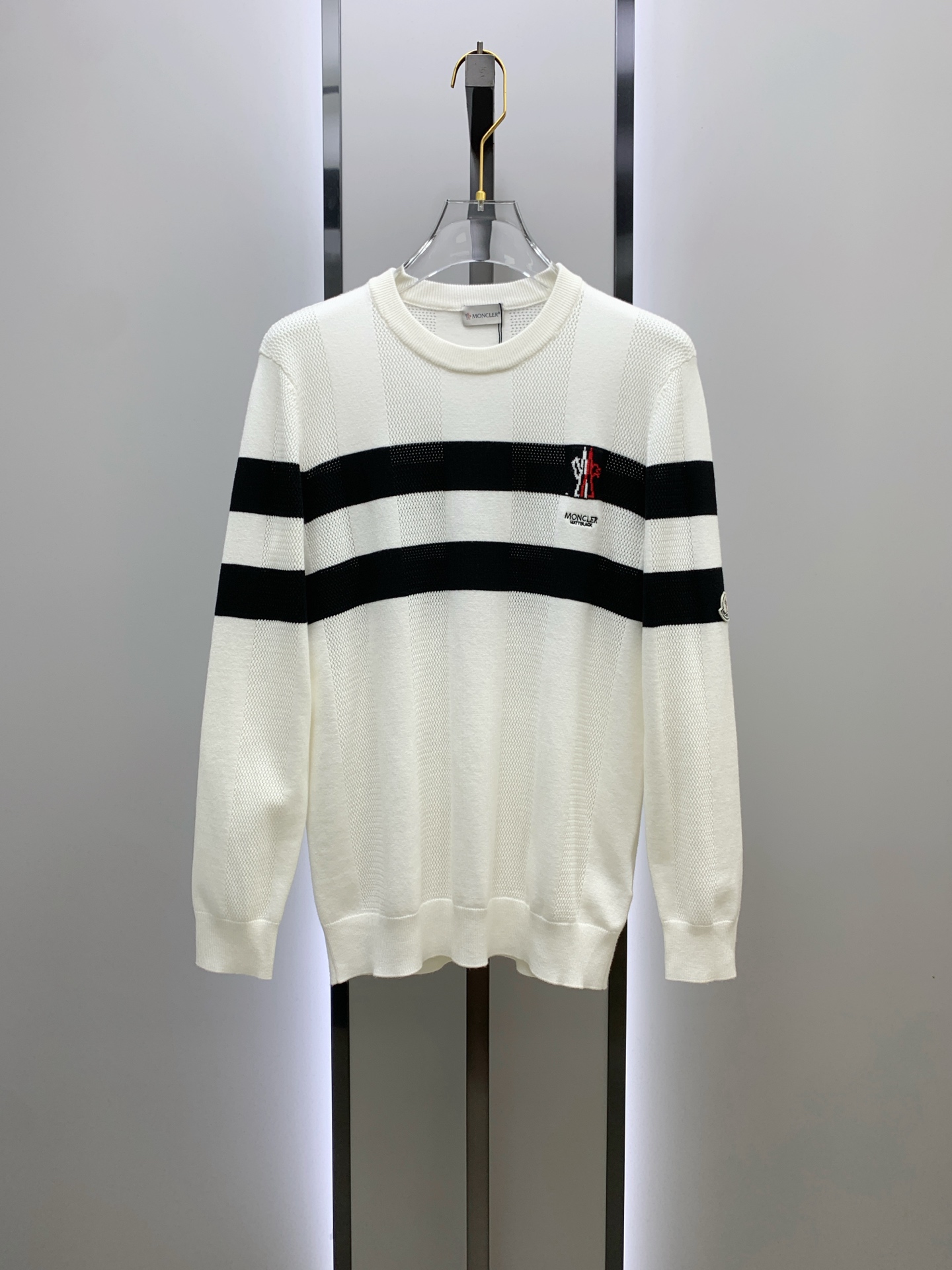 P蒙口25ss秋冬【新品】毛衣专供狠货，进口原版科技羊毛精纺！精细针织一体，色彩混织纯手工技艺呈现 档次