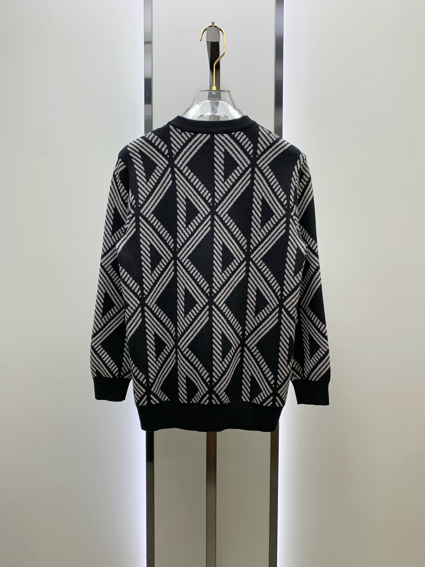 P迪奥25ss秋冬【新品】毛衣专供狠货，进口原版科技羊毛精纺！精细针织一体，色彩混织纯手工技艺呈现 档次