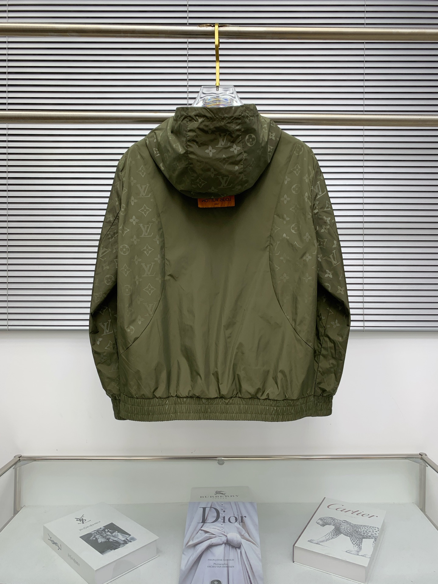 PLV25ss早秋【新品】风衣夹克外套爆款 秋冬专柜新款休闲时尚夹克外套！超前卫设计风格 细腻舒适 穿着