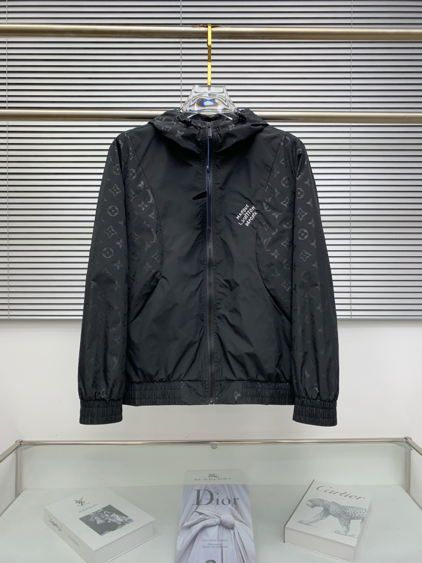 PLV25ss早秋【新品】风衣夹克外套爆款 秋冬专柜新款休闲时尚夹克外套！超前卫设计风格 细腻舒适 穿着