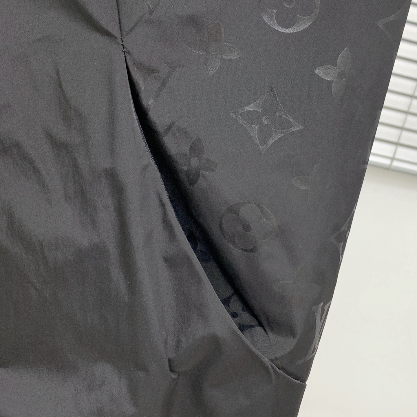 PLV25ss早秋【新品】风衣夹克外套爆款 秋冬专柜新款休闲时尚夹克外套！超前卫设计风格 细腻舒适 穿着