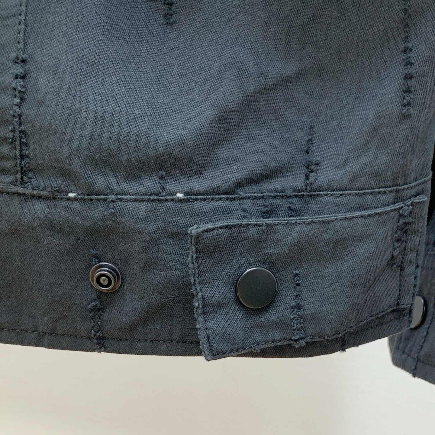 P普拉达25ss早秋【新品】风衣夹克外套爆款 秋冬专柜新款休闲时尚夹克外套！超前卫设计风格 细腻舒适 穿