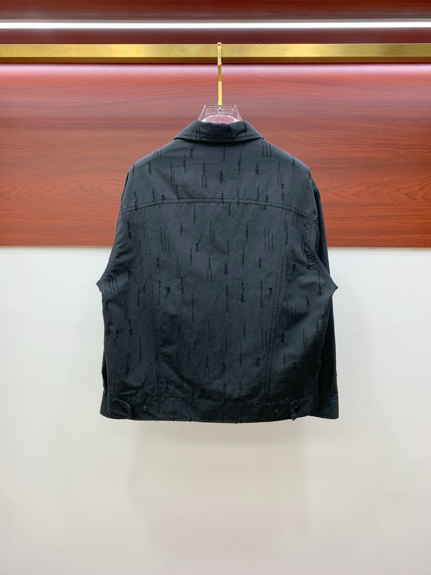 P普拉达25ss早秋【新品】风衣夹克外套爆款 秋冬专柜新款休闲时尚夹克外套！超前卫设计风格 细腻舒适 穿